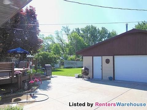 2nd image of 60 104th Ln NE