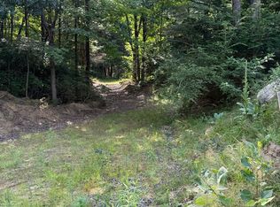 293 Warren Rd, Brimfield, MA 01010