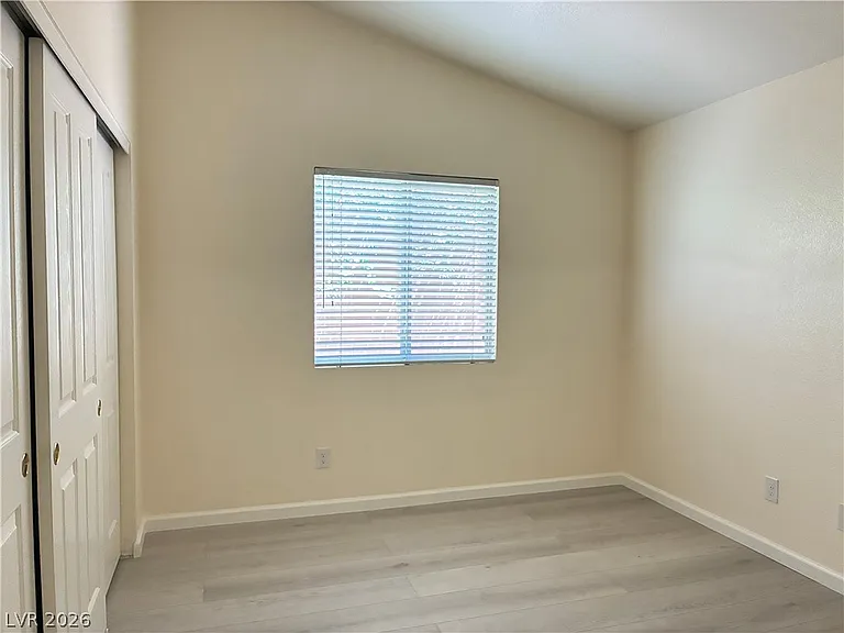 688 Pansy Pl — Photo 5