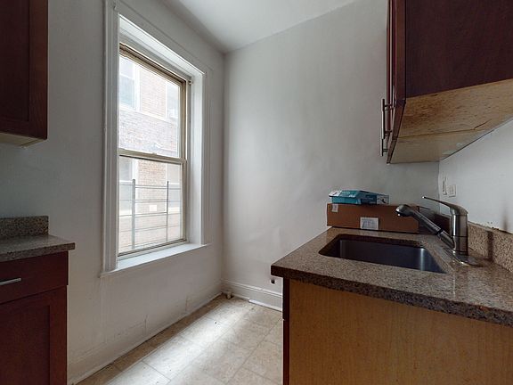 5th image of 4335 42nd St APT 1B