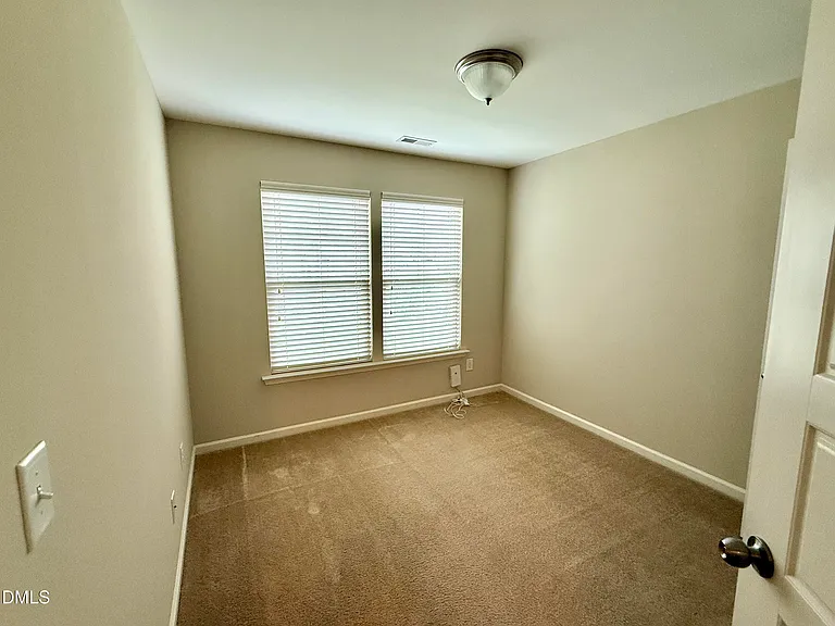 1008 Midtowne Way — Photo 16