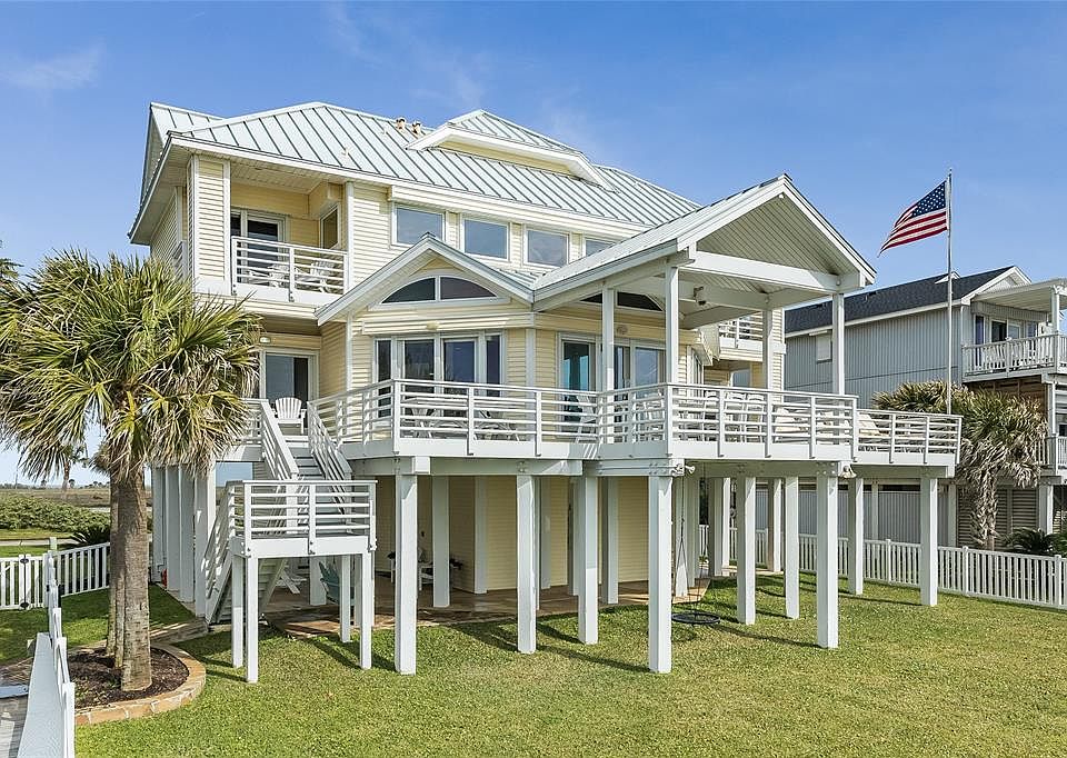 1st image of 19415 Shores Dr