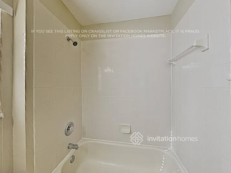 2808 Windcrest Oaks Ct — Photo 26