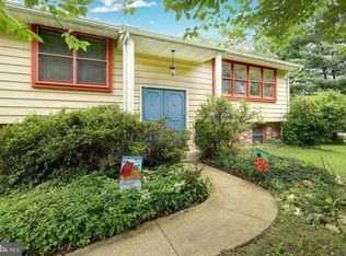 1525 Parkview Rd, York, PA 17406