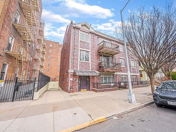 3rd image of 219 68th St APT 2B