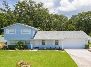 210 Van Gogh Cir, Brandon, FL 33511