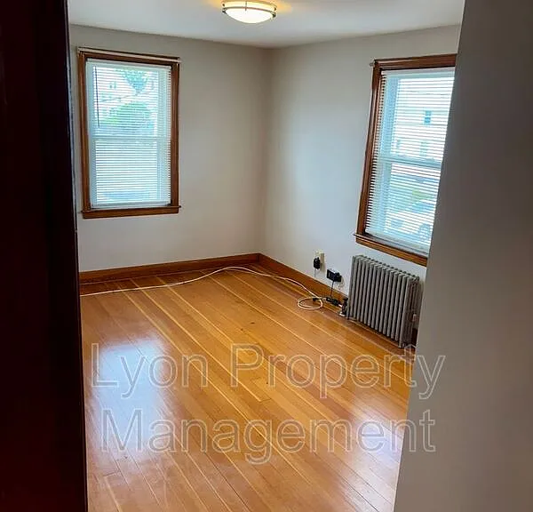 5 Norris Ave #6 — Photo 6