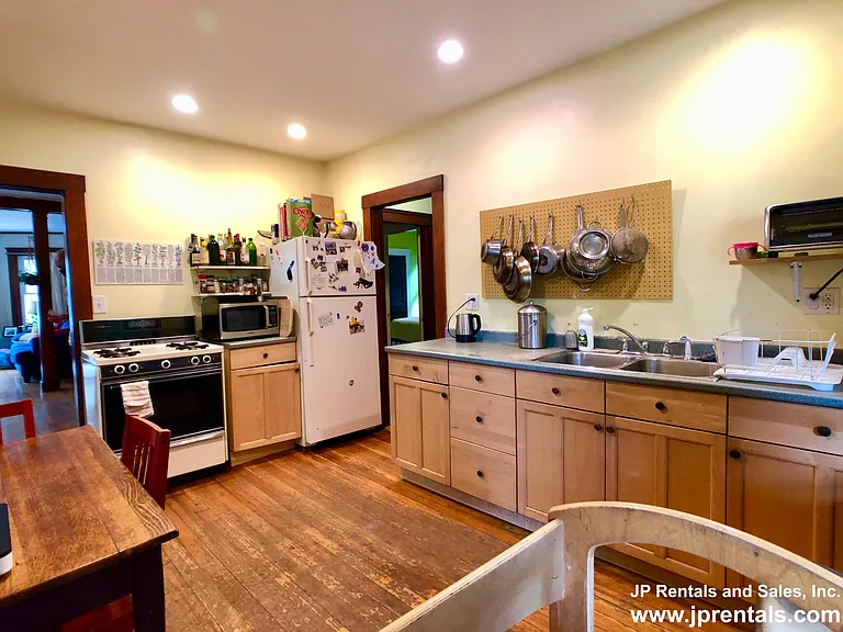 21 Boylston St #1 — Photo 7