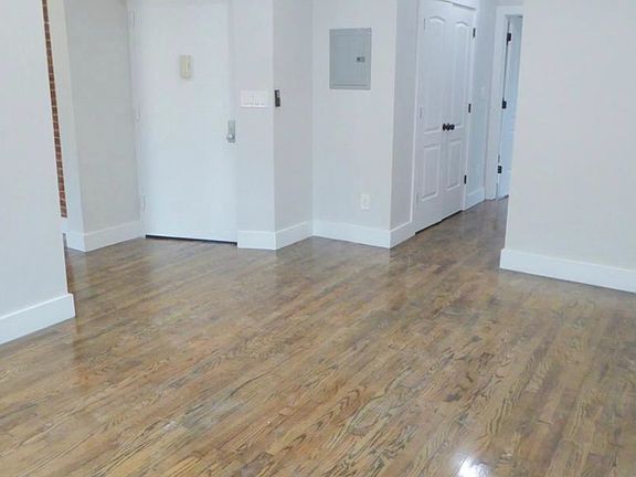 5th image of 944 Marcy Ave #2L