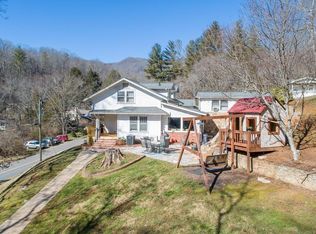 154 Monteith Branch Rd, Sylva, NC 28779