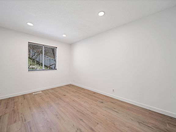 3rd image of 8865 S Danish Rd #1