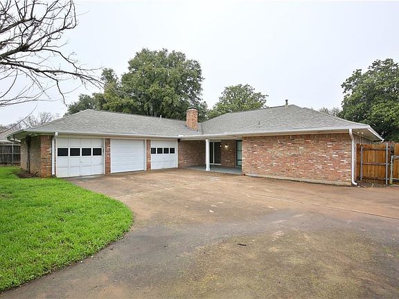 5th image of 4409 Fiesta Cir