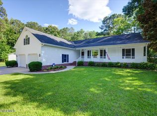 106 Dobbs Spaight Rd, New Bern, NC 28562