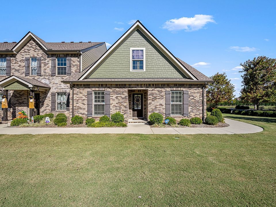 1st image of 5640 Maples Retreat Dr