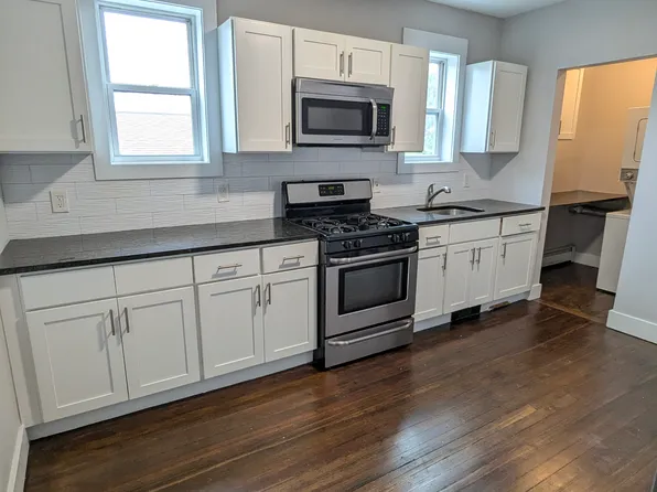 93 Robbins St, Waterbury, CT