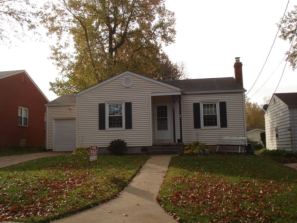 VINYL SIDING  & WINDOWS