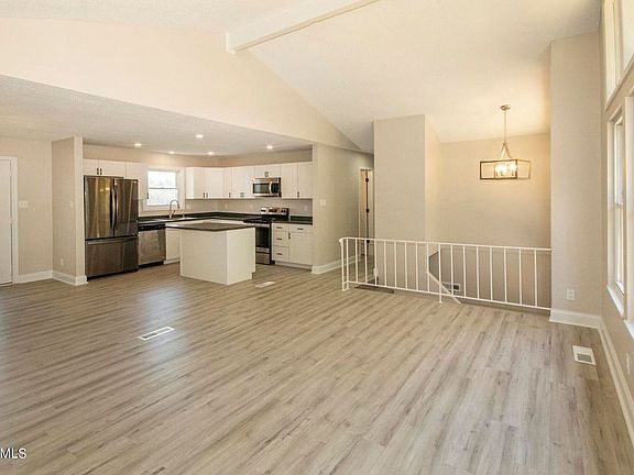 2nd image of 106 Newport Dr