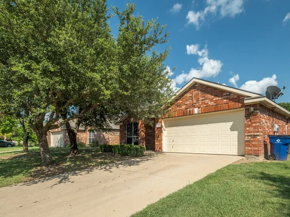 132 Buckskin Dr, Waxahachie, TX 75167