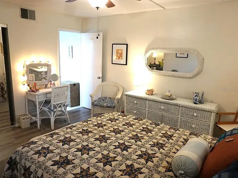 841 Patricia Ave #206 — Photo 10