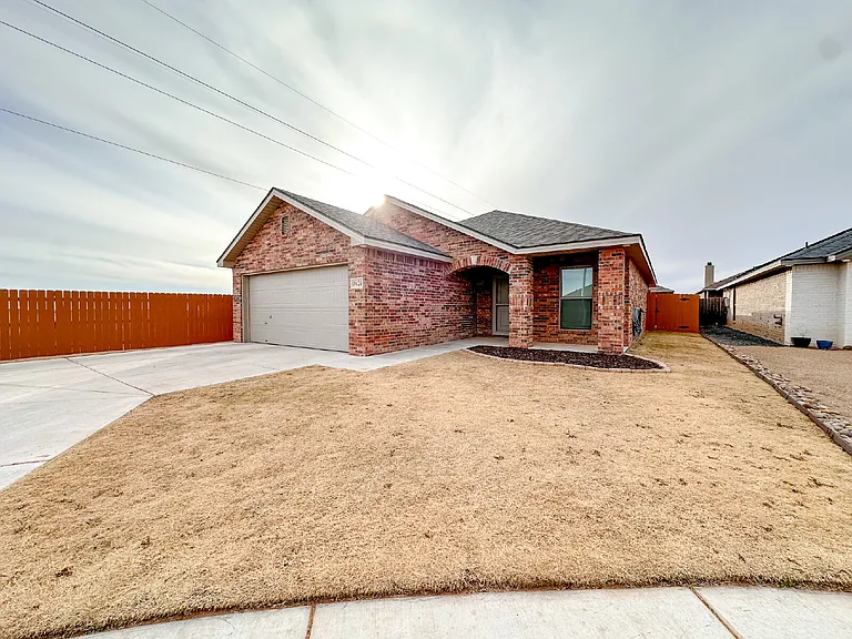 10424 Waverly Ave — Photo 36