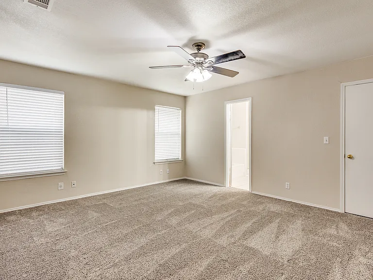 5816 Stone Meadow Ln — Photo 7