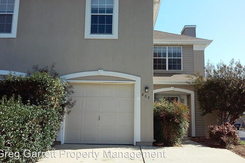 1st image of 800 E Willow Point Pl