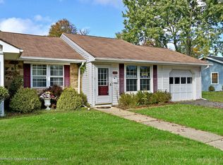 124D Azalea Ct, Lakewood, NJ 08701