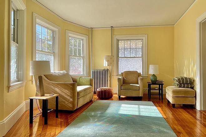 1st image of 242 Cypress St