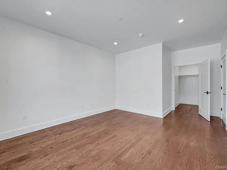 291 Main St #3 — Photo 8