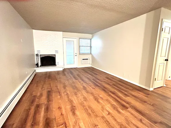 1233 N Ogden St APT 205, Denver, CO 80218