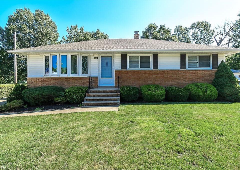 1st image of 2487 Larchmont Ct