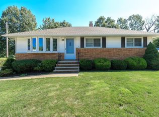2487 Larchmont Ct, Wickliffe, OH 44092