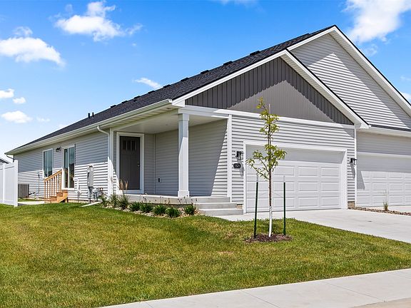 2nd image of 1525 Foxtail Dr SE