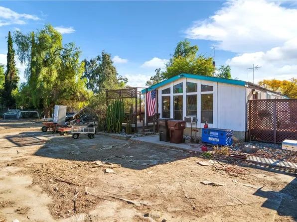 30541 Wolfgram Dr, Nuevo, CA 92567