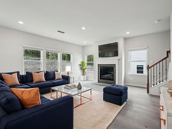 The Brentwood floorplan with the Elemental White Interior Package.