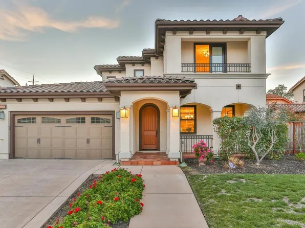 11858 Charsan Ln, Cupertino, CA 95014