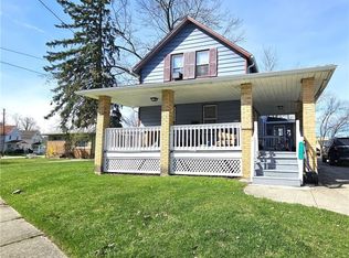 5110 Greenhurst Dr, Maple Heights, OH 44137