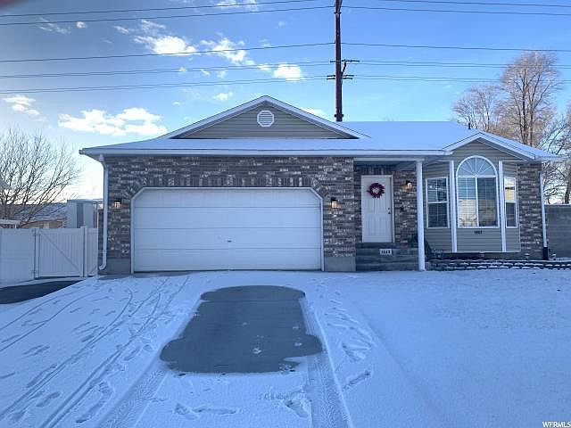 1st image of 1443 W Misty Hollow Way