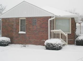 1001 McGraw St, Bay City, MI 48708