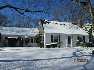 71 Wilton Ave, Pawtucket, RI 02861