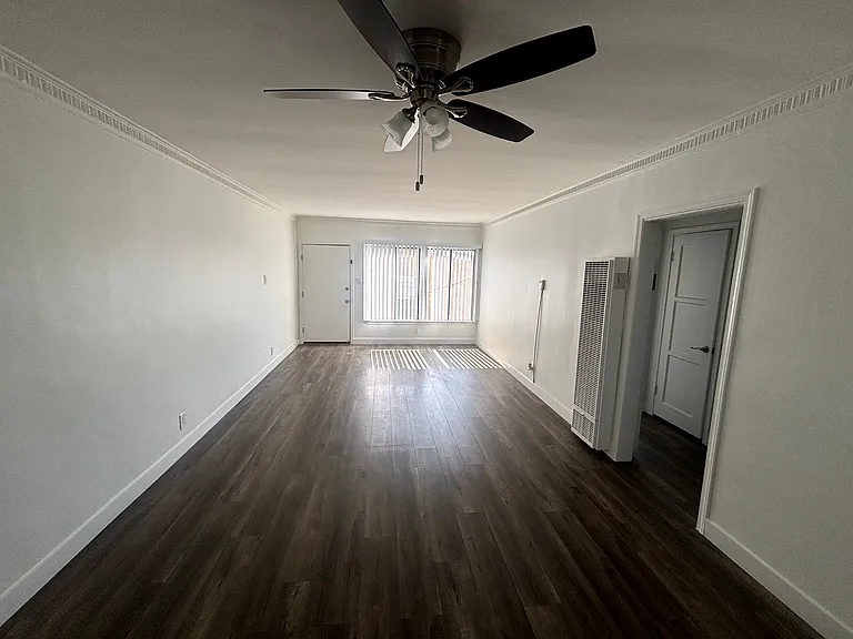 5623-5633 W Venice Blvd — Photo 36