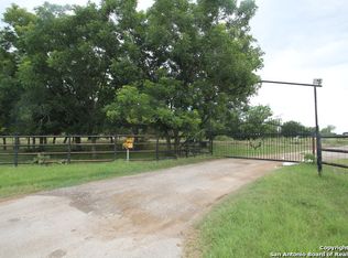 1125 Fm 1346, La Vernia, TX 78121