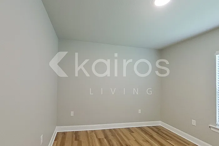 13760 Willowmore Dr — Photo 9