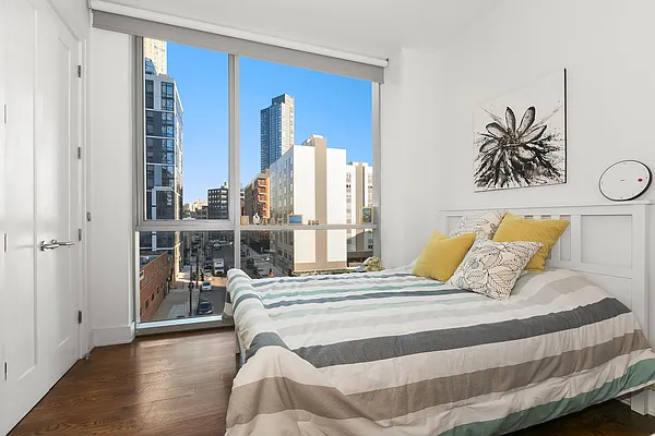 Sold by Compass | media 5