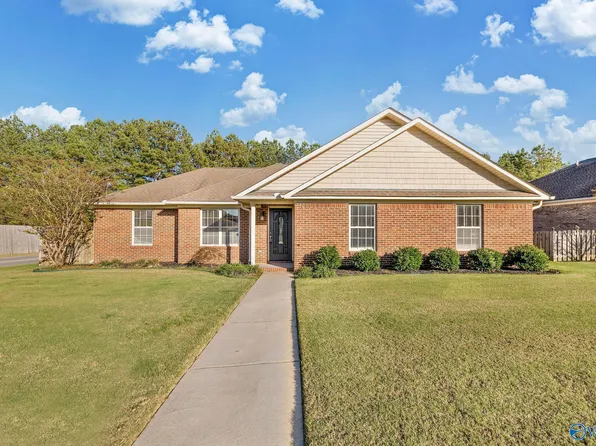 2614 Park Ave NW, Hartselle, AL 35640