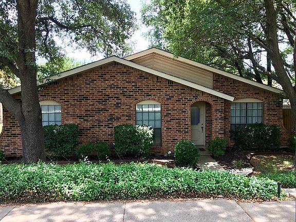 2nd image of 750 Mockingbird Dr