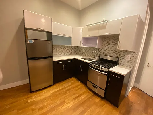 Rented by NY Living Solutions | media 42