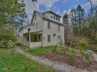 604 Milanville Rd, Beach Lake, PA 18405