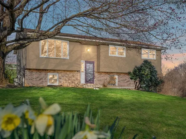 1614 Susan Cir, Easton, PA 18040