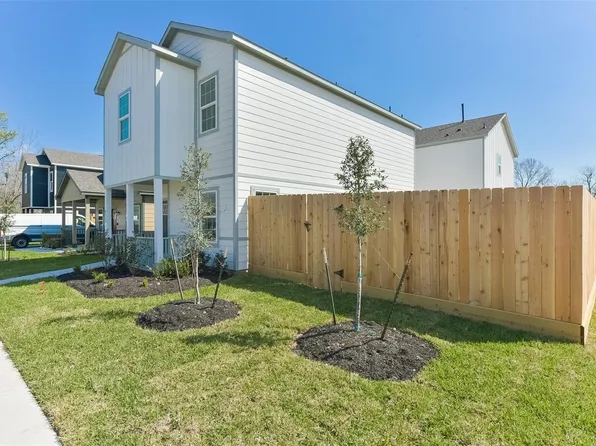 6835 New York Street, Houston, TX 77021